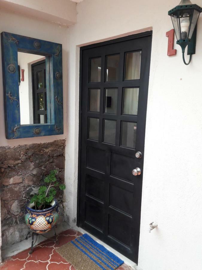 Pied A Terre At Casitas Aparicio Villa Сан Мигел де Аленде Екстериор снимка